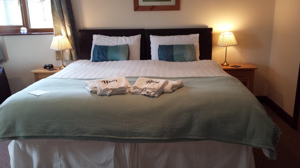 พวิลกวิลิม ฮอลิเดย์ คอทเทจ แอนด์ บีแอนด์บี Guest House บลิตธ์เวลส์ ภายนอก รูปภาพ